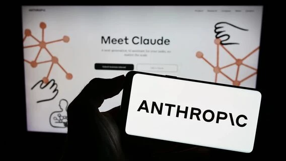 Діалоги з Claude потрапили в Google: як захистити свої чати