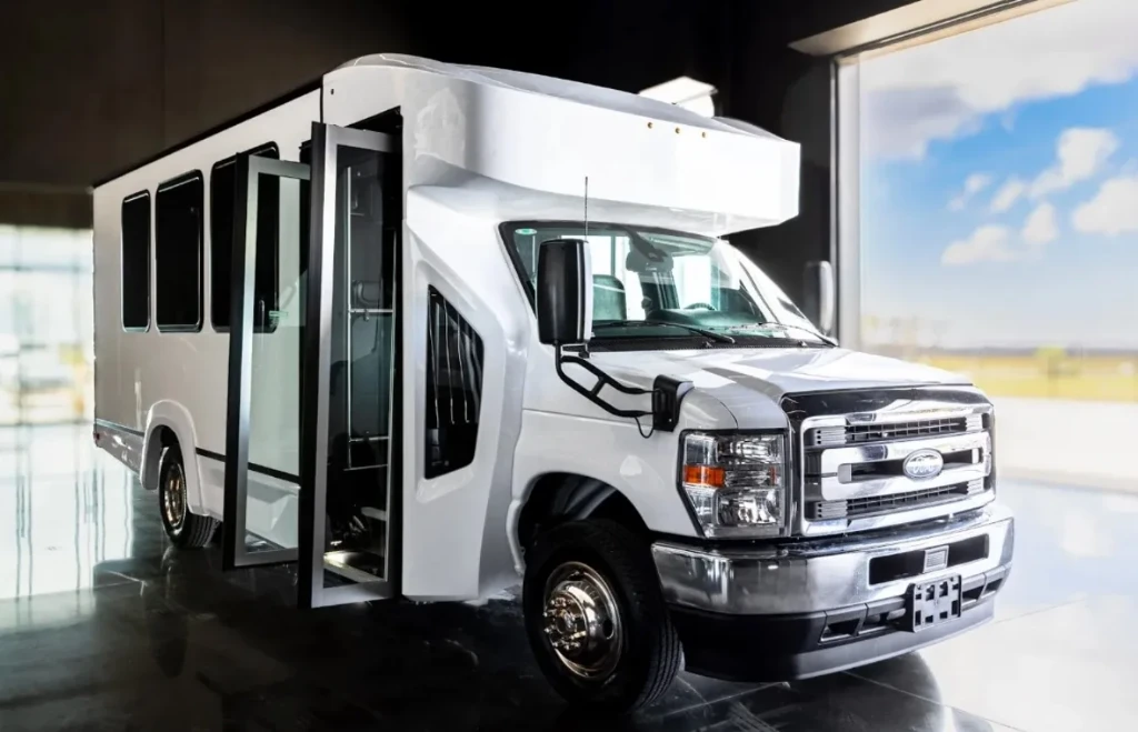 Masters Motors показала маршрутки с алюминиевым каркасом